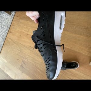 Leather Nike sneakers with cutout pattern size 9.5